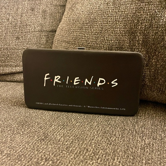 WB Friends TV show quotes backpack & wallet main image 9